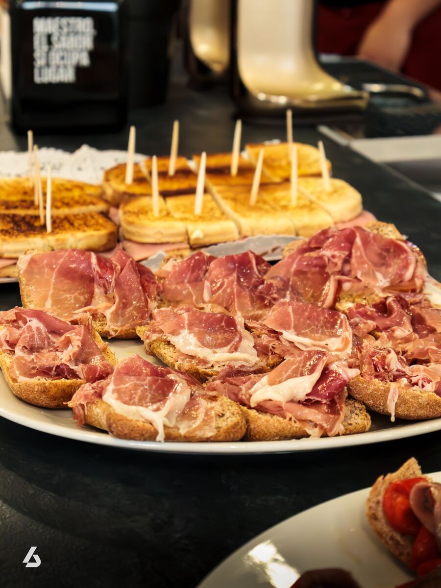 Pinchos de jamón ibérico